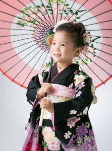 七五三前撮り写真_和装の女の子